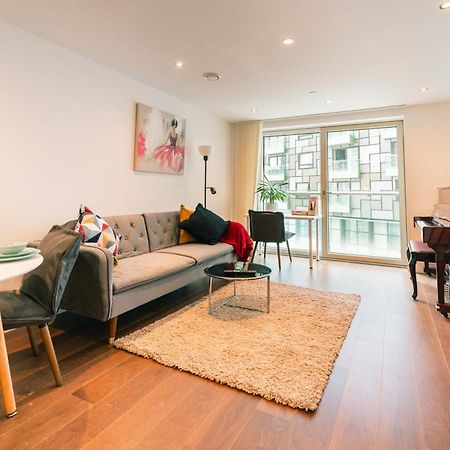 Stylish And Comfortable Canary Wharf Apartment Perfect For Long Stays London Exterior foto