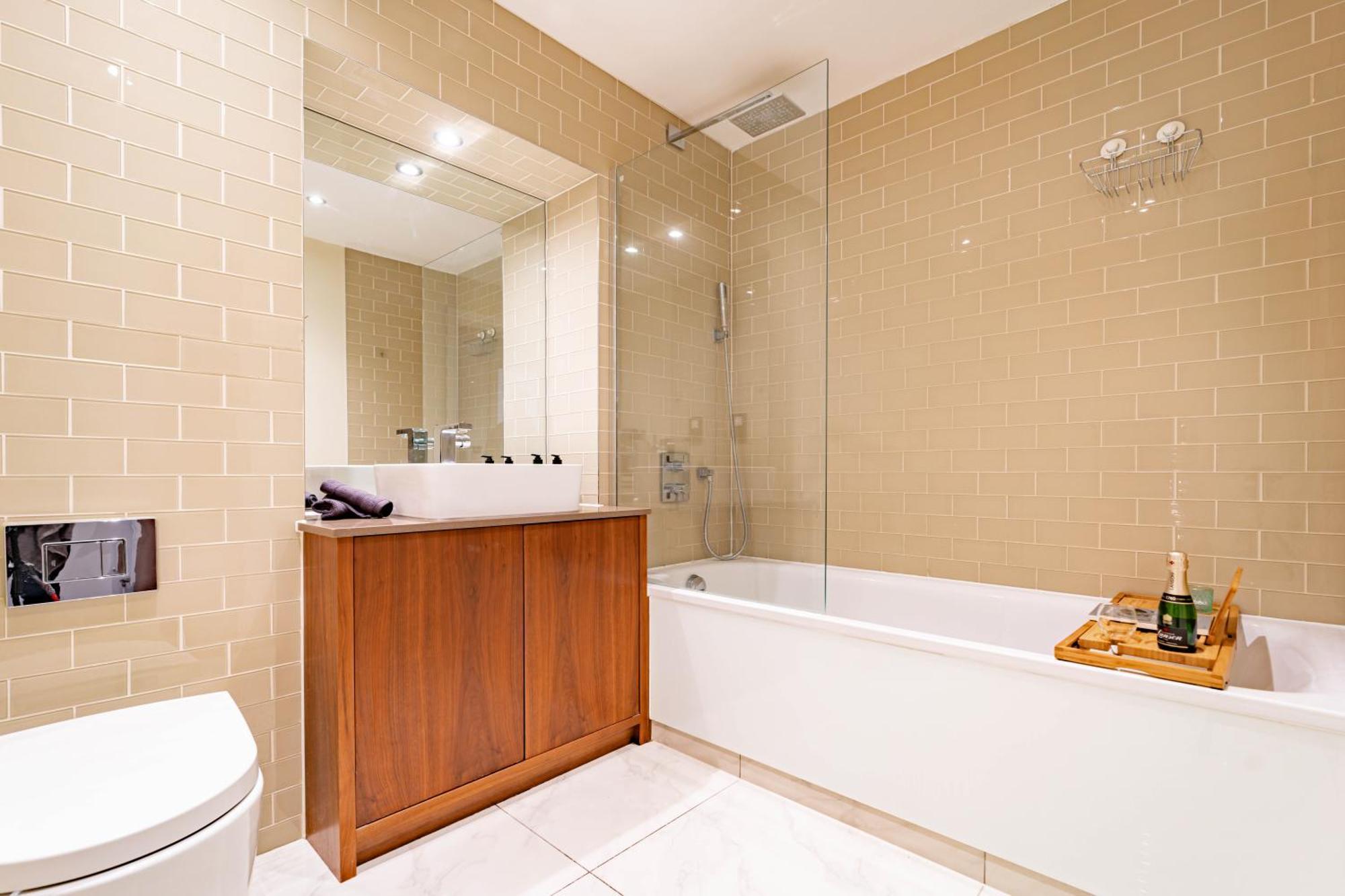 Stylish And Comfortable Canary Wharf Apartment Perfect For Long Stays London Exterior foto