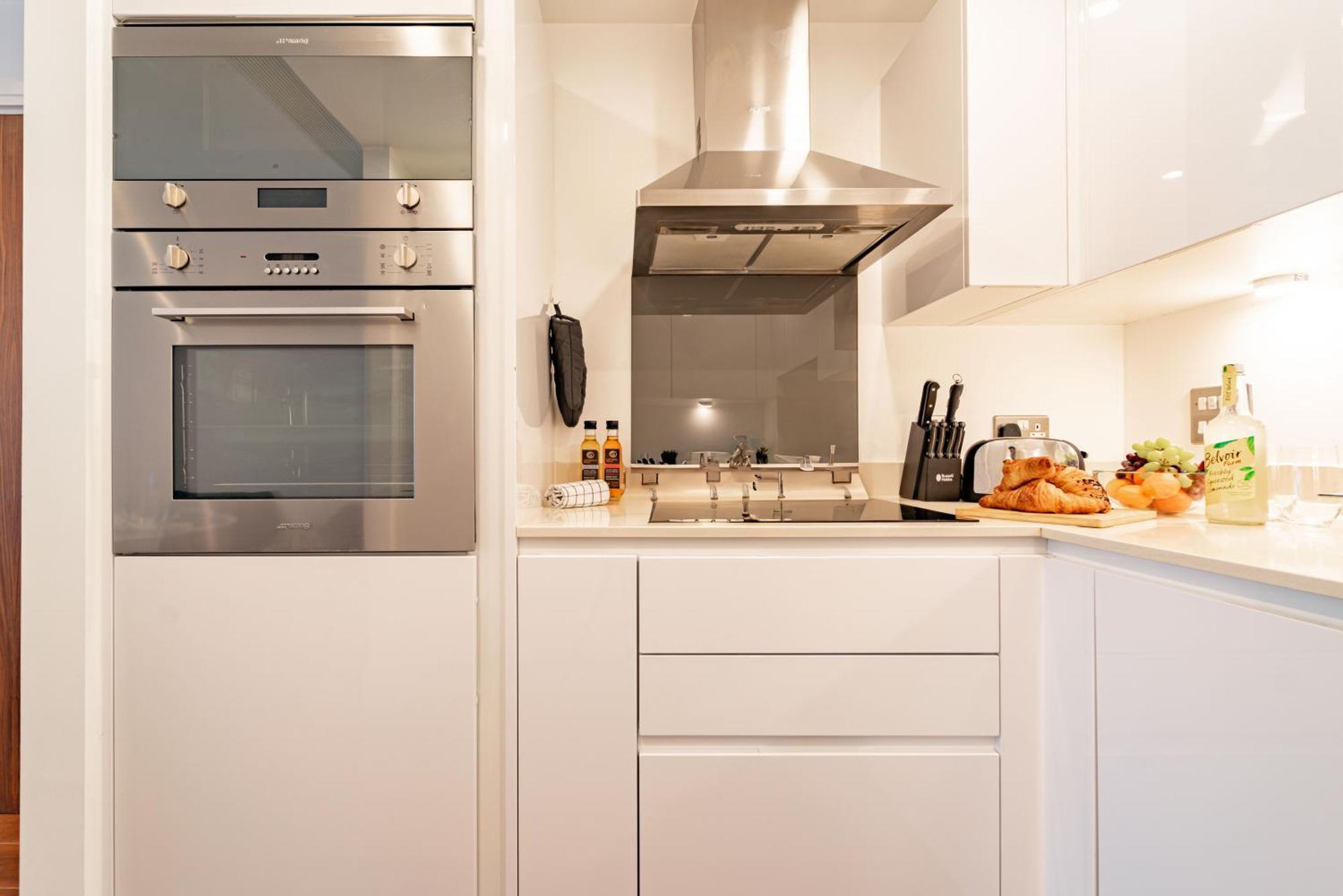 Stylish And Comfortable Canary Wharf Apartment Perfect For Long Stays London Exterior foto