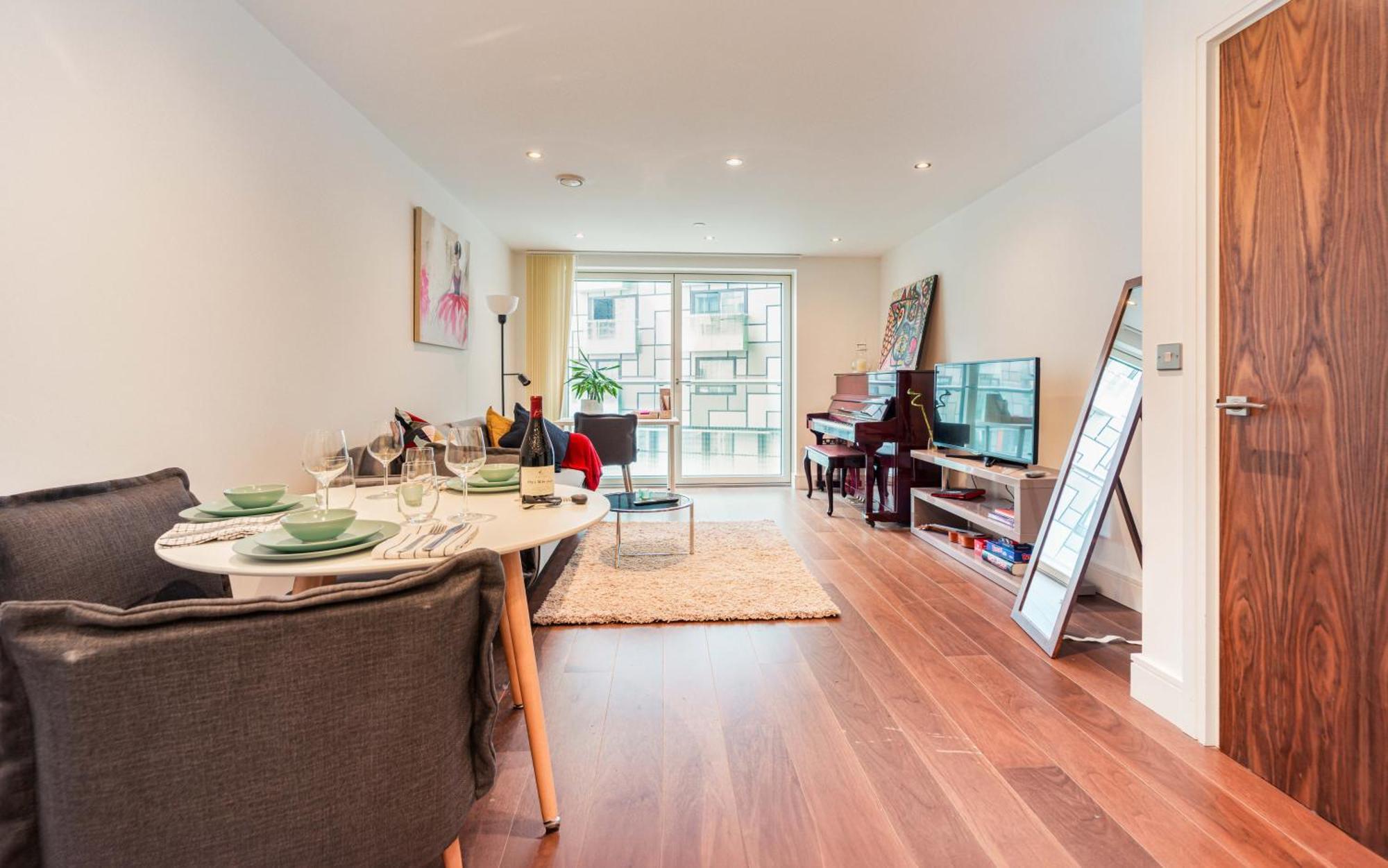Stylish And Comfortable Canary Wharf Apartment Perfect For Long Stays London Exterior foto